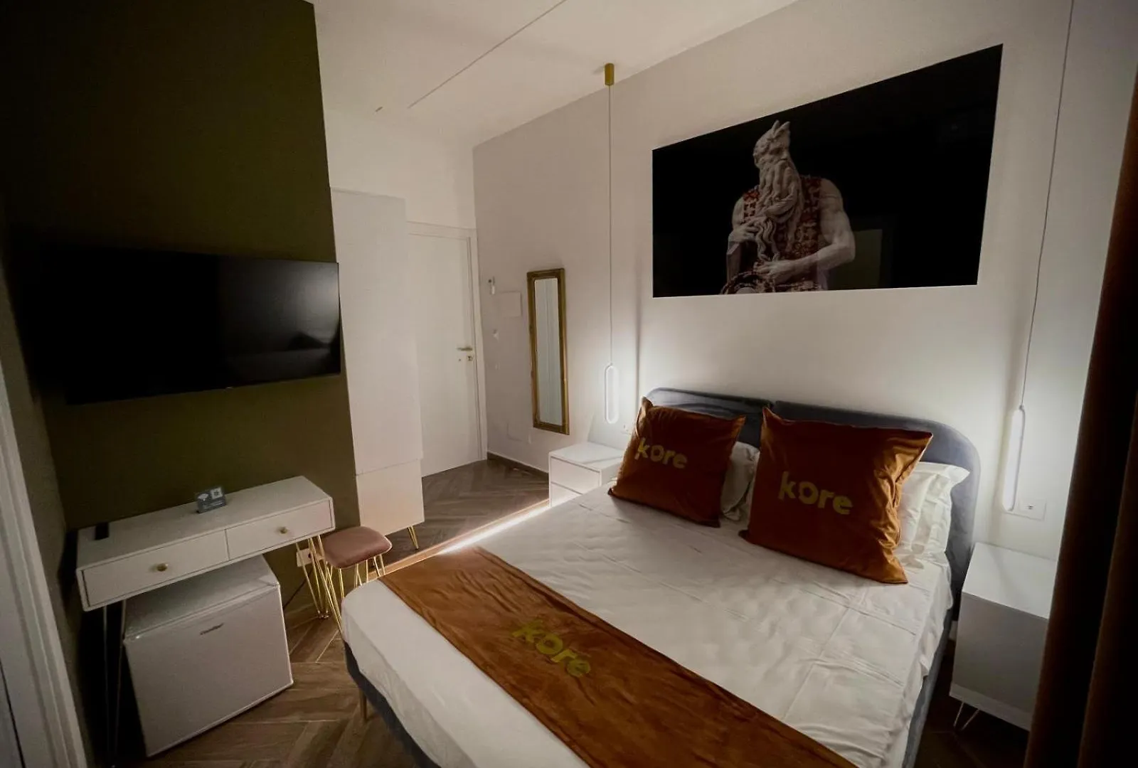 Kore Suite Napoli Naples